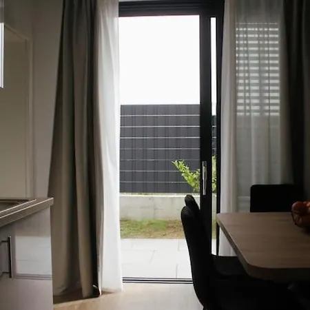 Apartment Fabulous With Spacious Garden